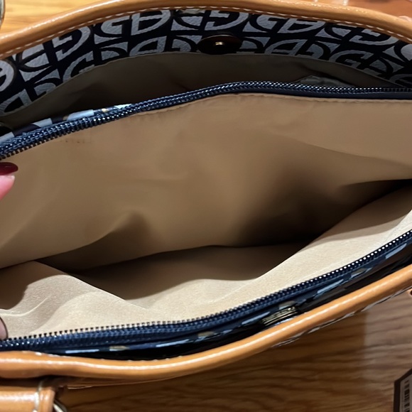 Giani Bernini Bag - Picture 5 of 7